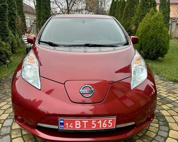 Ниссан Лиф, объемом двигателя 0 л и пробегом 97 тыс. км за 5900 $, фото 1 на Automoto.ua