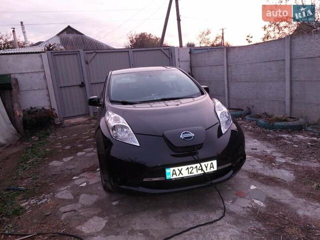 Ниссан Лиф, объемом двигателя 0 л и пробегом 100 тыс. км за 11239 $, фото 1 на Automoto.ua