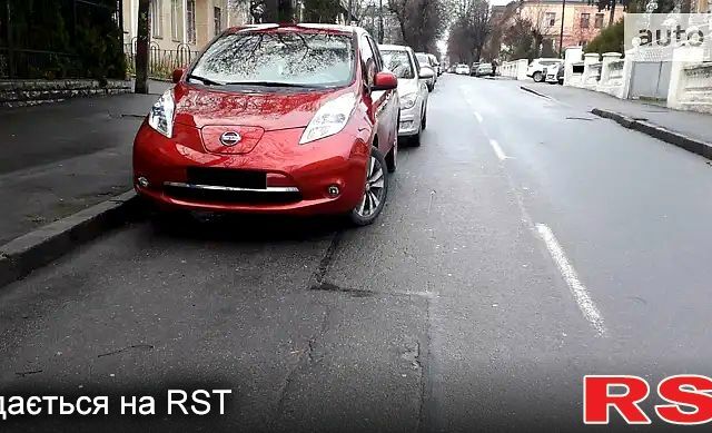 Ниссан Лиф, объемом двигателя 80 л и пробегом 110 тыс. км за 7200 $, фото 1 на Automoto.ua