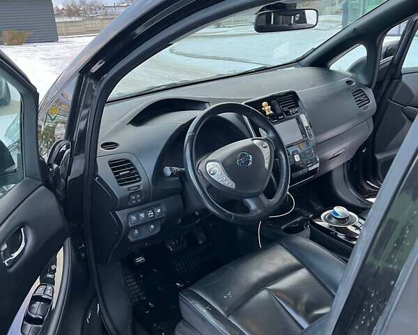 Ниссан Лиф, объемом двигателя 0 л и пробегом 107 тыс. км за 8399 $, фото 1 на Automoto.ua