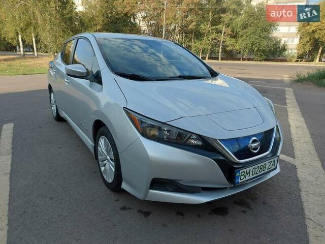 Ниссан Лиф, объемом двигателя 0 л и пробегом 77 тыс. км за 12800 $, фото 1 на Automoto.ua