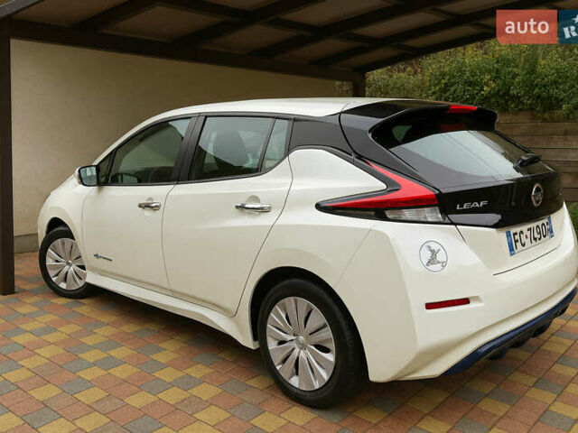 Ніссан Ліф, об'ємом двигуна 0 л та пробігом 37 тис. км за 11800 $, фото 1 на Automoto.ua