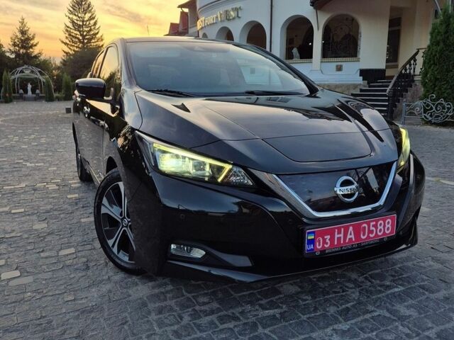 Ниссан Лиф, объемом двигателя 0 л и пробегом 117 тыс. км за 12500 $, фото 1 на Automoto.ua