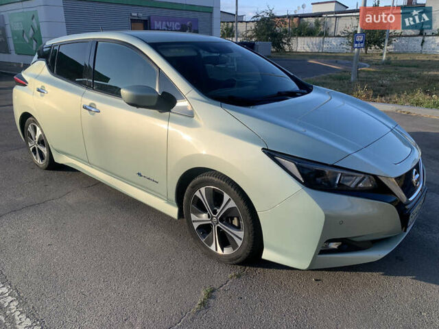 Ниссан Лиф, объемом двигателя 0 л и пробегом 200 тыс. км за 11600 $, фото 1 на Automoto.ua