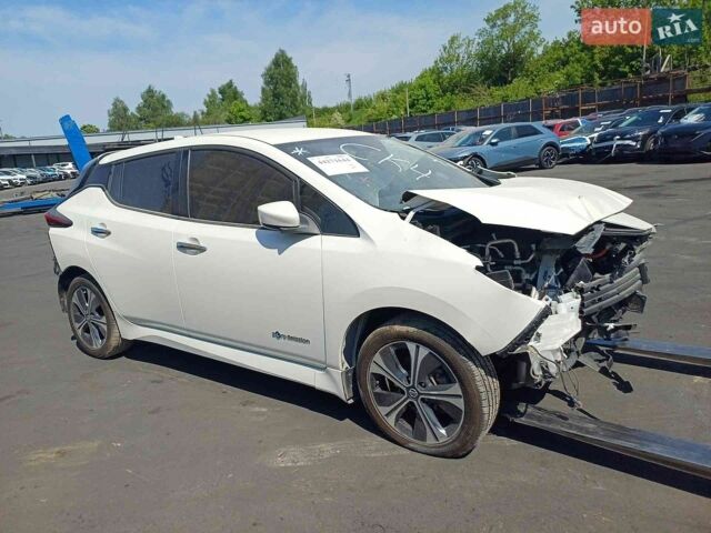 Ниссан Лиф, объемом двигателя 0 л и пробегом 48 тыс. км за 7500 $, фото 1 на Automoto.ua