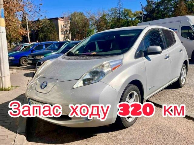 Серый Ниссан Лиф, объемом двигателя 0 л и пробегом 120 тыс. км за 10300 $, фото 1 на Automoto.ua
