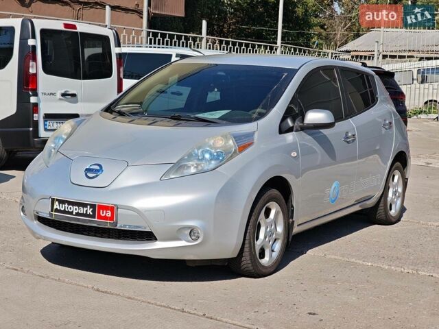 Серый Ниссан Лиф, объемом двигателя 0 л и пробегом 202 тыс. км за 6790 $, фото 1 на Automoto.ua