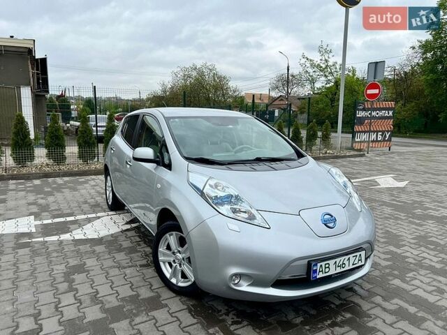 Серый Ниссан Лиф, объемом двигателя 0 л и пробегом 157 тыс. км за 4800 $, фото 1 на Automoto.ua