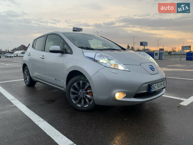 Серый Ниссан Лиф, объемом двигателя 0 л и пробегом 68 тыс. км за 5300 $, фото 1 на Automoto.ua