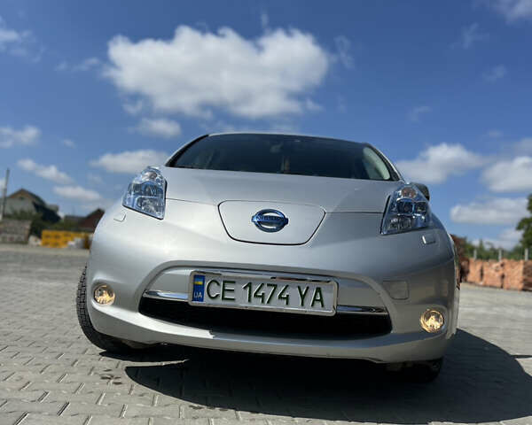 Сірий Ніссан Ліф, об'ємом двигуна 0 л та пробігом 95 тис. км за 7100 $, фото 1 на Automoto.ua