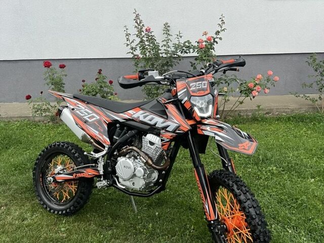 Сірий Ніссан Ліф, об'ємом двигуна 0 л та пробігом 120 тис. км за 5500 $, фото 1 на Automoto.ua