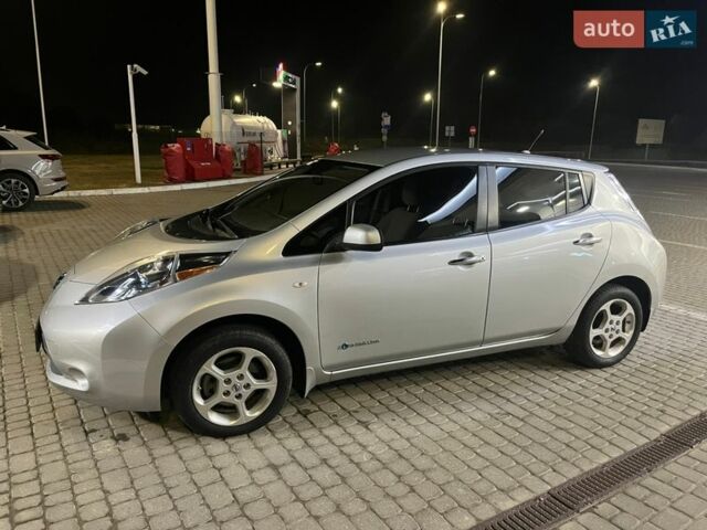 Серый Ниссан Лиф, объемом двигателя 0 л и пробегом 110 тыс. км за 8599 $, фото 1 на Automoto.ua