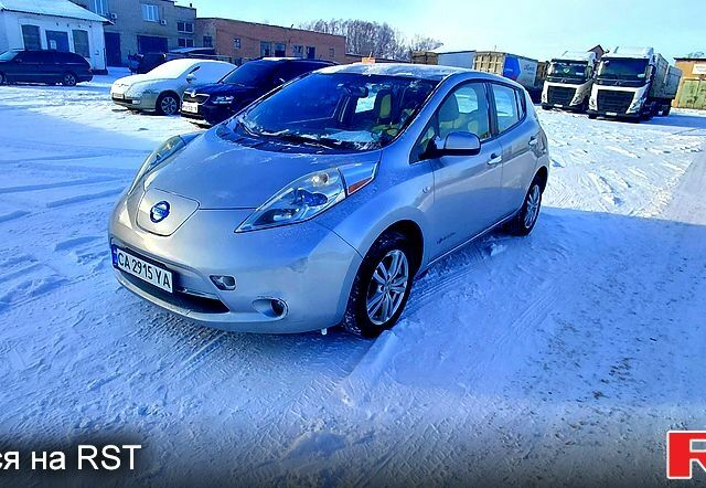 Сірий Ніссан Ліф, об'ємом двигуна 80 л та пробігом 81 тис. км за 4300 $, фото 1 на Automoto.ua