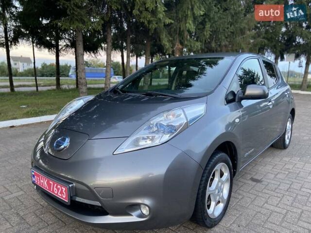 Серый Ниссан Лиф, объемом двигателя 0 л и пробегом 145 тыс. км за 6450 $, фото 1 на Automoto.ua