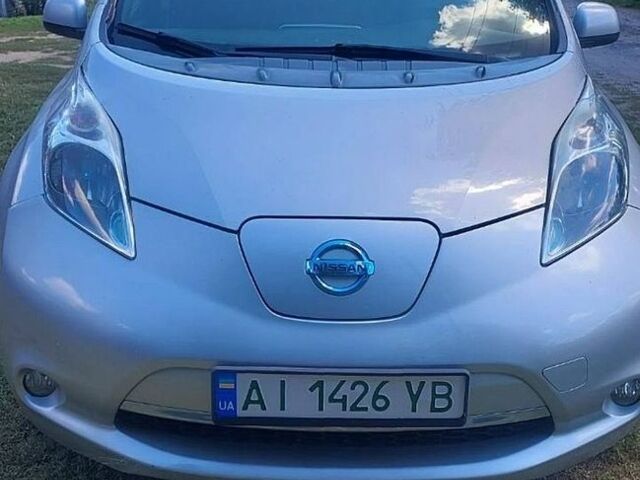Сірий Ніссан Ліф, об'ємом двигуна 0 л та пробігом 210 тис. км за 7900 $, фото 1 на Automoto.ua