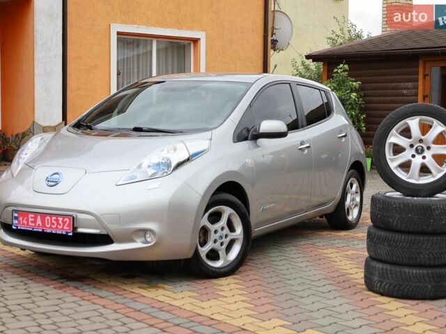 Сірий Ніссан Ліф, об'ємом двигуна 0 л та пробігом 181 тис. км за 7000 $, фото 1 на Automoto.ua