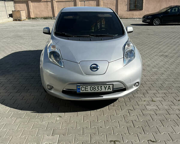 Серый Ниссан Лиф, объемом двигателя 0 л и пробегом 160 тыс. км за 6500 $, фото 1 на Automoto.ua