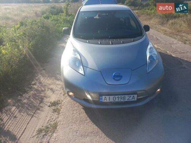 Сірий Ніссан Ліф, об'ємом двигуна 0 л та пробігом 164 тис. км за 6900 $, фото 1 на Automoto.ua