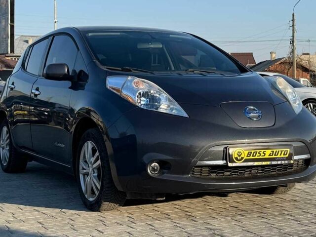 Серый Ниссан Лиф, объемом двигателя 0 л и пробегом 108 тыс. км за 6800 $, фото 1 на Automoto.ua