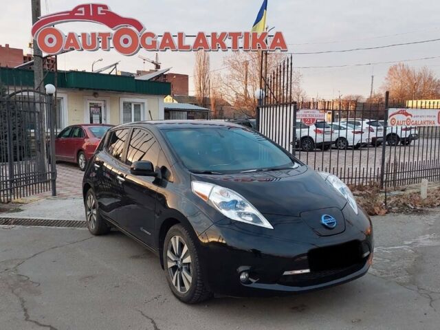 Сірий Ніссан Ліф, об'ємом двигуна 0 л та пробігом 101 тис. км за 9699 $, фото 1 на Automoto.ua