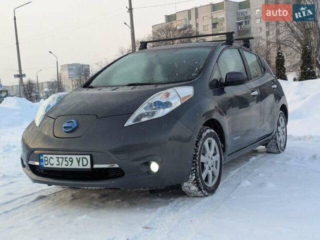 Серый Ниссан Лиф, объемом двигателя 0 л и пробегом 146 тыс. км за 5700 $, фото 1 на Automoto.ua