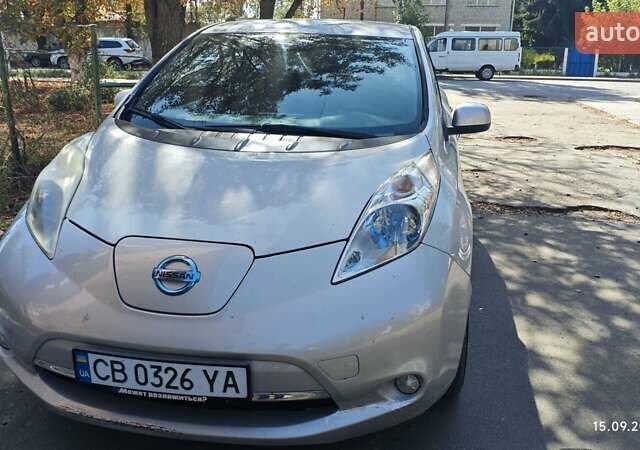 Серый Ниссан Лиф, объемом двигателя 0 л и пробегом 181 тыс. км за 5500 $, фото 1 на Automoto.ua