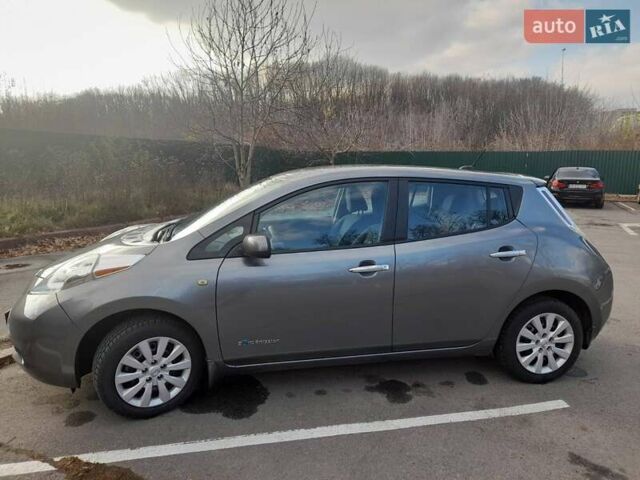 Серый Ниссан Лиф, объемом двигателя 0 л и пробегом 134 тыс. км за 8499 $, фото 1 на Automoto.ua