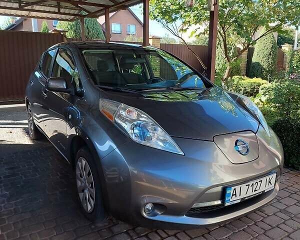 Серый Ниссан Лиф, объемом двигателя 0 л и пробегом 154 тыс. км за 5650 $, фото 1 на Automoto.ua