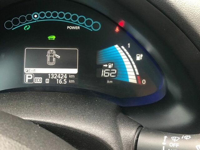Сірий Ніссан Ліф, об'ємом двигуна 0 л та пробігом 132 тис. км за 7200 $, фото 1 на Automoto.ua
