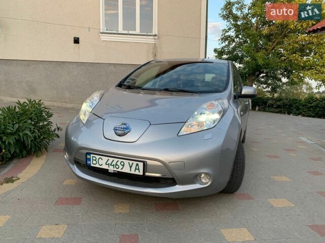 Сірий Ніссан Ліф, об'ємом двигуна 0 л та пробігом 230 тис. км за 5350 $, фото 1 на Automoto.ua