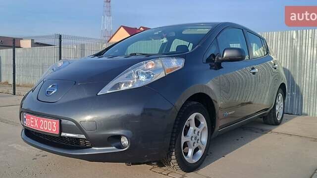 Серый Ниссан Лиф, объемом двигателя 0 л и пробегом 140 тыс. км за 6500 $, фото 1 на Automoto.ua