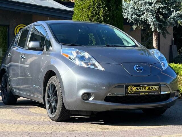 Серый Ниссан Лиф, объемом двигателя 0 л и пробегом 111 тыс. км за 7700 $, фото 1 на Automoto.ua