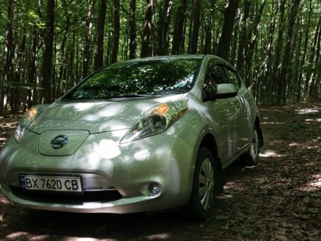 Серый Ниссан Лиф, объемом двигателя 0 л и пробегом 84 тыс. км за 6250 $, фото 1 на Automoto.ua