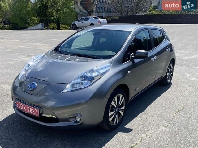 Серый Ниссан Лиф, объемом двигателя 0 л и пробегом 117 тыс. км за 7450 $, фото 1 на Automoto.ua
