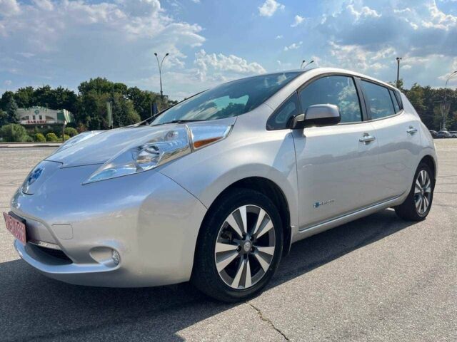 Серый Ниссан Лиф, объемом двигателя 0 л и пробегом 103 тыс. км за 7299 $, фото 1 на Automoto.ua