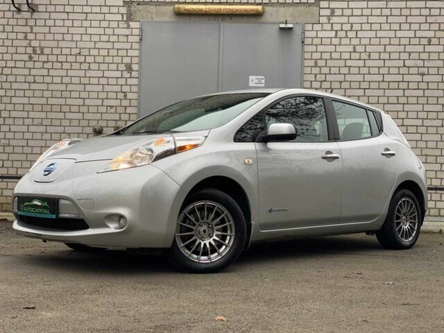 Серый Ниссан Лиф, объемом двигателя 0 л и пробегом 103 тыс. км за 5490 $, фото 1 на Automoto.ua