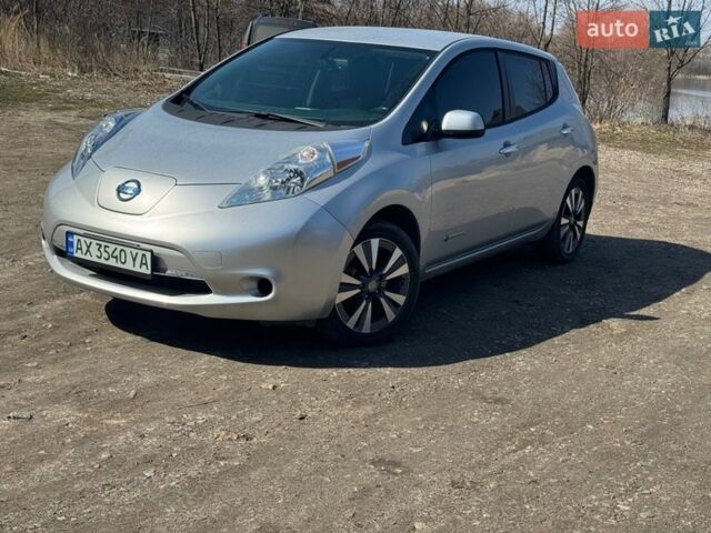Серый Ниссан Лиф, объемом двигателя 0 л и пробегом 105 тыс. км за 6700 $, фото 1 на Automoto.ua