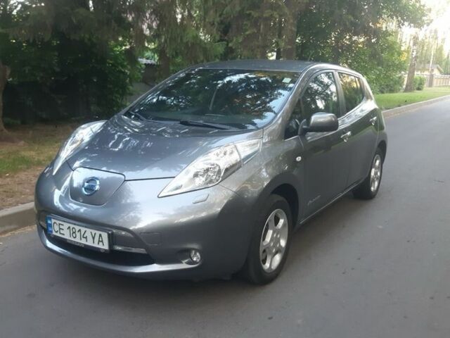 Сірий Ніссан Ліф, об'ємом двигуна 0 л та пробігом 120 тис. км за 8300 $, фото 1 на Automoto.ua