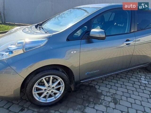 Серый Ниссан Лиф, объемом двигателя 0 л и пробегом 144 тыс. км за 7450 $, фото 1 на Automoto.ua