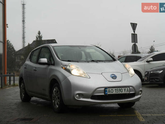 Сірий Ніссан Ліф, об'ємом двигуна 0 л та пробігом 173 тис. км за 6000 $, фото 1 на Automoto.ua