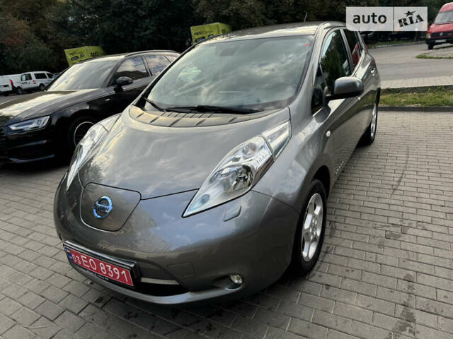 Серый Ниссан Лиф, объемом двигателя 0 л и пробегом 128 тыс. км за 6900 $, фото 1 на Automoto.ua