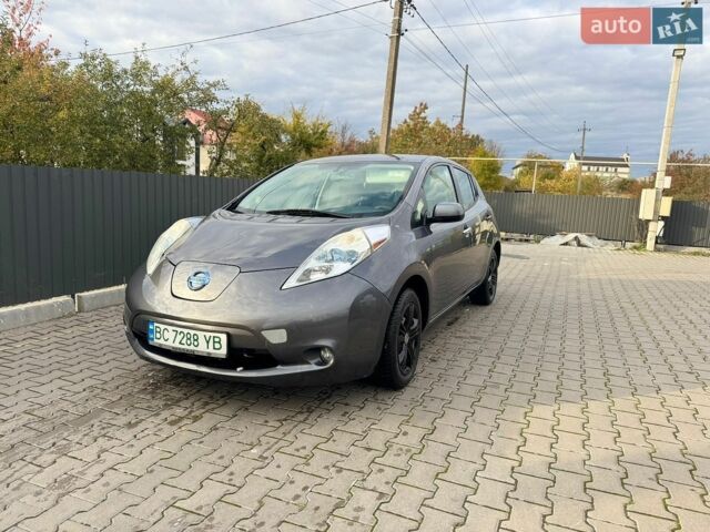 Серый Ниссан Лиф, объемом двигателя 0 л и пробегом 135 тыс. км за 6350 $, фото 1 на Automoto.ua