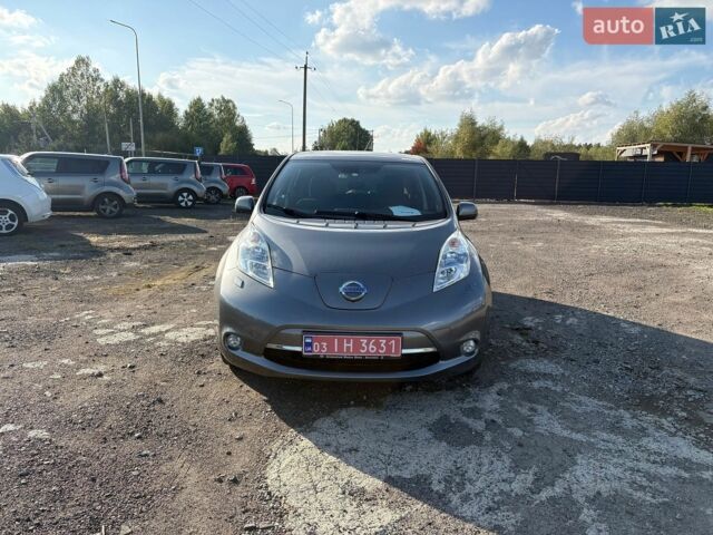 Серый Ниссан Лиф, объемом двигателя 0 л и пробегом 173 тыс. км за 6500 $, фото 1 на Automoto.ua