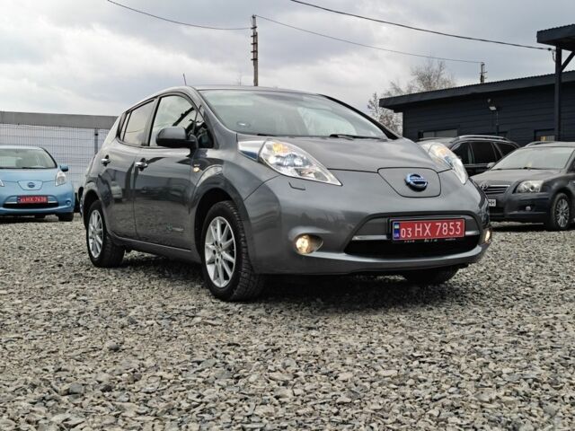 Серый Ниссан Лиф, объемом двигателя 0 л и пробегом 132 тыс. км за 5750 $, фото 1 на Automoto.ua