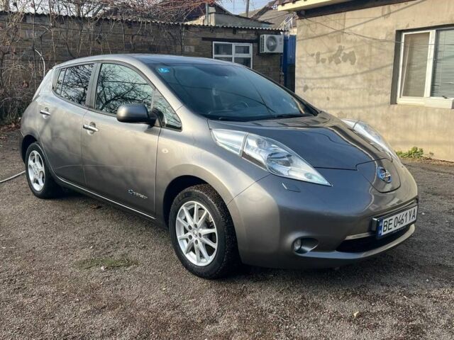 Серый Ниссан Лиф, объемом двигателя 0 л и пробегом 185 тыс. км за 6700 $, фото 1 на Automoto.ua