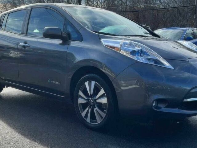 Сірий Ніссан Ліф, об'ємом двигуна 0 л та пробігом 70 тис. км за 4200 $, фото 1 на Automoto.ua