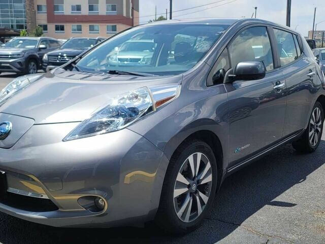 Сірий Ніссан Ліф, об'ємом двигуна 0 л та пробігом 74 тис. км за 4000 $, фото 1 на Automoto.ua