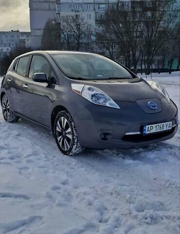Сірий Ніссан Ліф, об'ємом двигуна 0 л та пробігом 96 тис. км за 7900 $, фото 1 на Automoto.ua