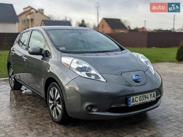 Сірий Ніссан Ліф, об'ємом двигуна 0 л та пробігом 86 тис. км за 8500 $, фото 1 на Automoto.ua