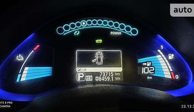 Серый Ниссан Лиф, объемом двигателя 0 л и пробегом 74 тыс. км за 14000 $, фото 1 на Automoto.ua